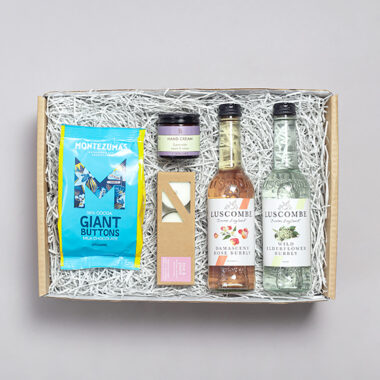 Teacher gift box with chocolate & drinks