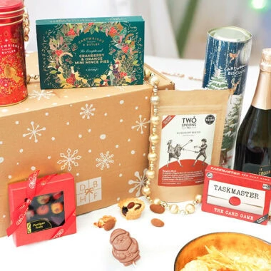 Christmas food & drink hamper by post